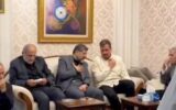 فیلم/ حضور وزیر ارشاد در منزل شهید حسین امیرعبداللهیان