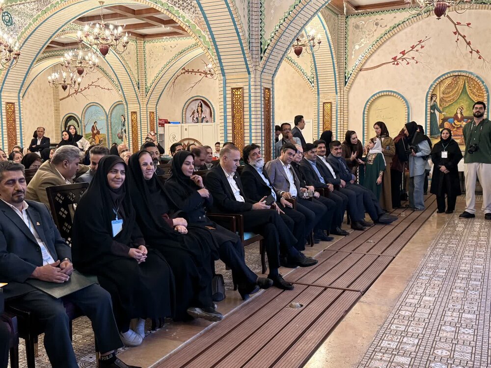 جشنواره «طعم امید ۶» در شهر صدرا پایان یافت/ تلاش برای برگزاری لیگ مشترک با کشورهای همسایه جشنواره «طعم امید ۶» در شهر صدرا پایان یافت/ تلاش برای برگزاری لیگ مشترک با کشورهای همسایه